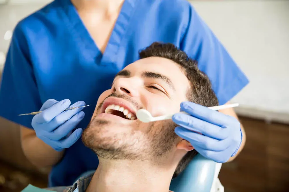 dentista en clinica deltal vigo